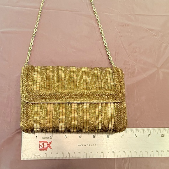 Vintage Y2K Mini Gold/Bronze Beaded Clutch with Chain Strap - Picture 8 of 9